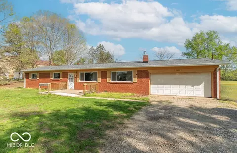 3362 E Sycamore Ln, Mooresville, IN 46158