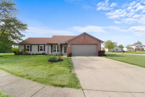 2102 Coldwater Cir, Indianapolis, IN 46239