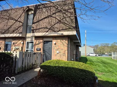 7368 Country Brook Dr #7368, Indianapolis, IN 46260