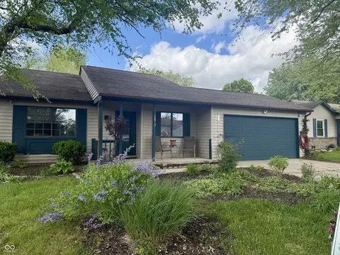 1472 Maria Ave, Franklin, IN 46131