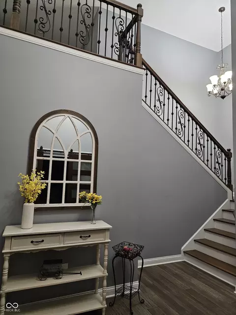 Entry Way - 8188 Spring Valley Dr, Plainfield, IN 46168 photo 3 of 6