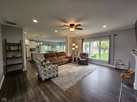 Living - 8188 Spring Valley Dr, Plainfield, IN 46168 photo 2 of 5