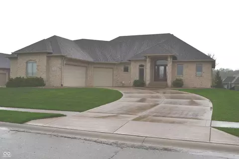 5361 Ashby Ct, Greenwood, IN 46143