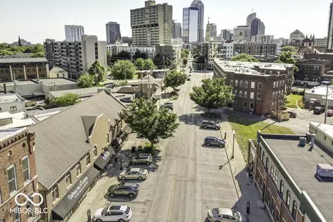 View/Area - 624 E Walnut St #46, Indianapolis, IN 46204 photo 1 of 6