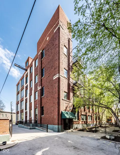 Other - 624 E Walnut St #46, Indianapolis, IN 46204 photo 7 of 8