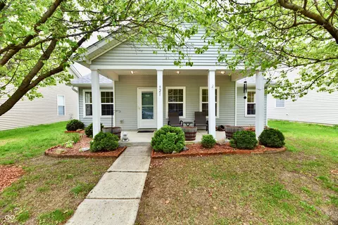 921 Kimberly Ave, Westfield, IN 46074