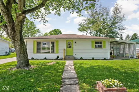 1212 N 10th St, Elwood, IN 46036