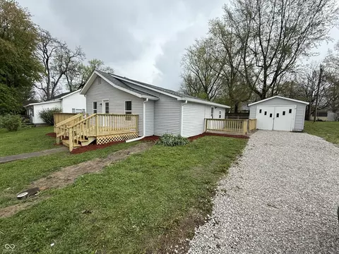 215 N Hoosier St, Brazil, IN 47834