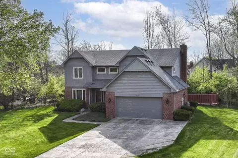 8242 Windhaven Cir, Indianapolis, IN 46236