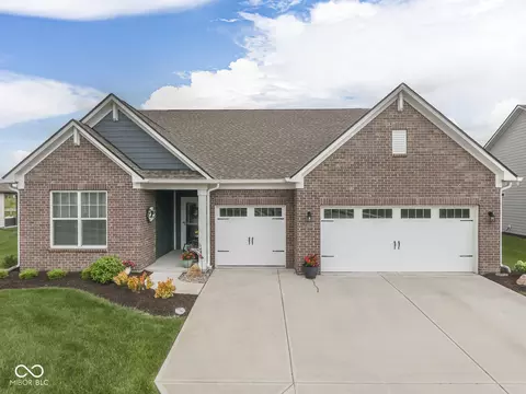 3697 Chalmers Dr, Bargersville, IN 46106
