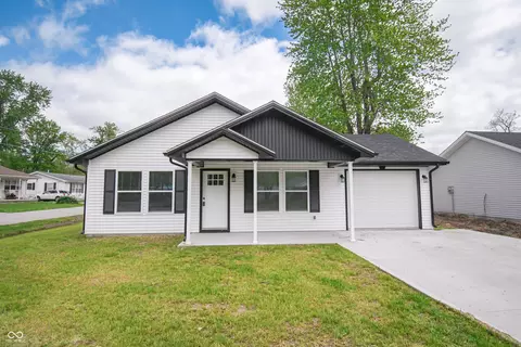 571 Mann Ave, Austin, IN 47102
