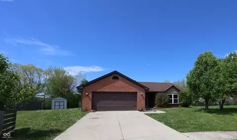 109 Buckthorne Ln, Mooresville, IN 46158