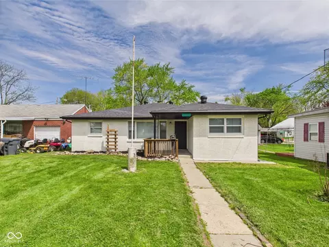 108 W Cross St, Anderson, IN 46012