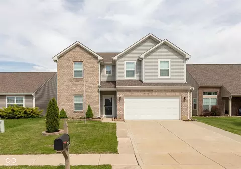 7643 Belmac Ln, Camby, IN 46113