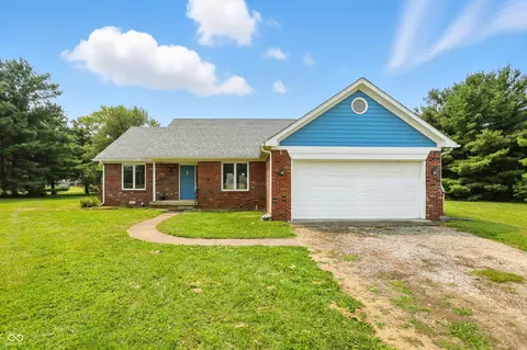 8163 N Frontage Rd, Fairland, IN 46126