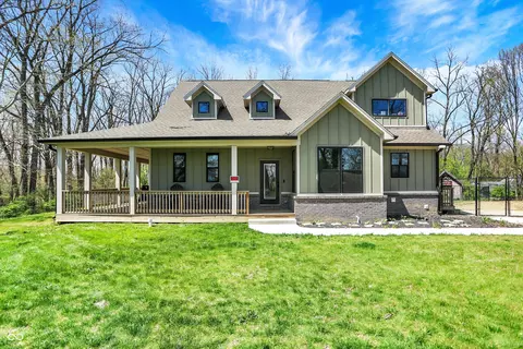 5386 W 1100 N, Fountaintown, IN 46130