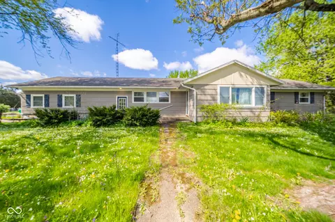 1310 Lynnhurst Dr, New Castle, IN 47362