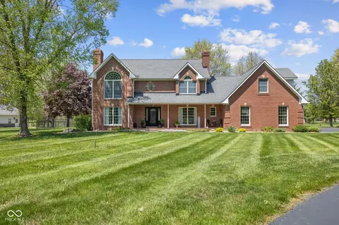 10220 N Serenity Ln, Mooresville, IN 46158