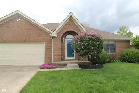 4652 Kensington Way N, Plainfield, IN 46168