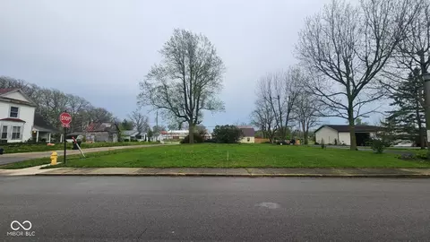 501 E Walnut St, Summitville, IN 46070