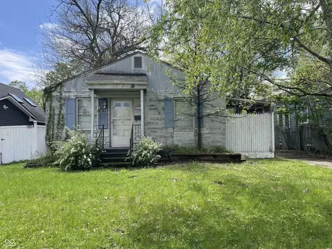 2517 Baur Dr, Indianapolis, IN 46220