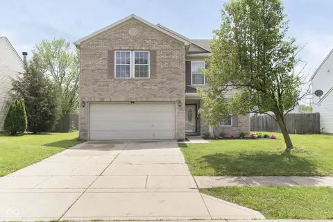 8709 Orchard Grove Ln, Camby, IN 46113