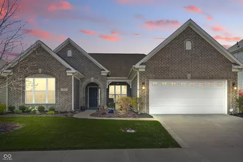 1275 Cliff View Dr, Westfield, IN 46074