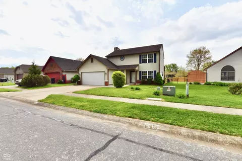 181 Tracy Ridge Blvd, Whiteland, IN 46184