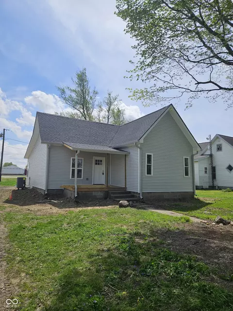 103 E Jefferson St, Kempton, IN 46049