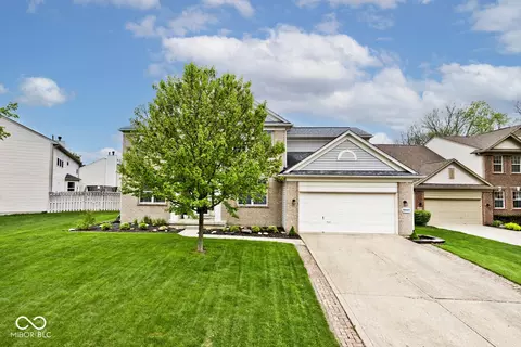 19185 Rioux Grove Ct, Noblesville, IN 46062