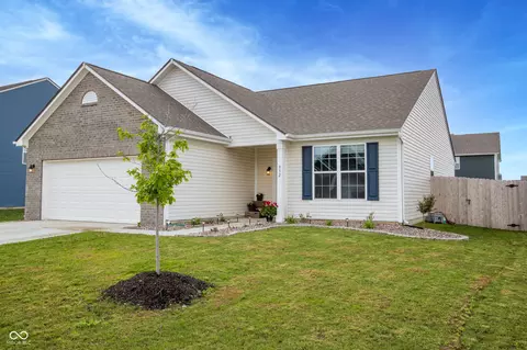 932 Sagittarius Ave, Franklin, IN 46131