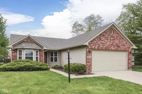 6337 Whitaker Farms Dr, Indianapolis, IN 46237