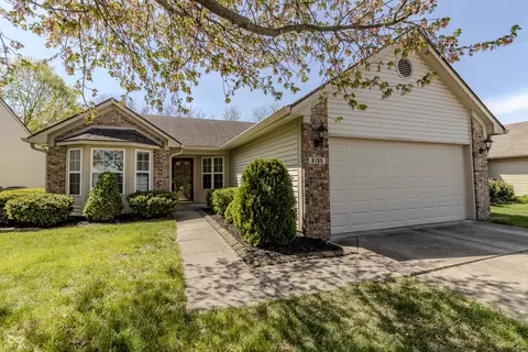 6195 Woodmill Dr, Fishers, IN 46038