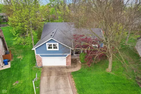 524 Deerberry Dr, Noblesville, IN 46062
