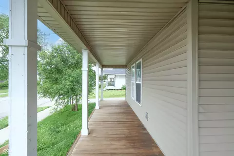 625 Maple St, Columbus, IN 47201 photo 3