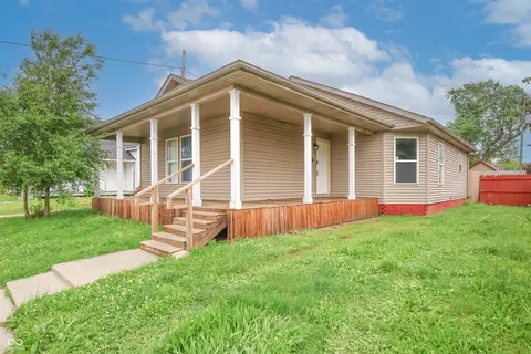 625 Maple St, Columbus, IN 47201 photo 2
