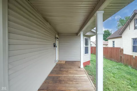 625 Maple St, Columbus, IN 47201 photo 4