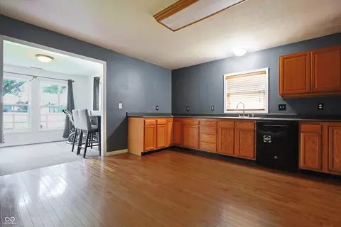 625 Maple St, Columbus, IN 47201 photo 8