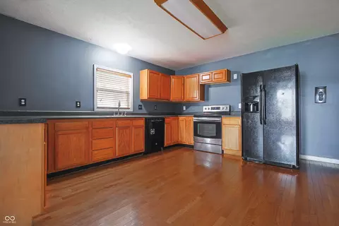 625 Maple St, Columbus, IN 47201 photo 9