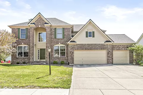 9037 Carnation Dr, Noblesville, IN 46060