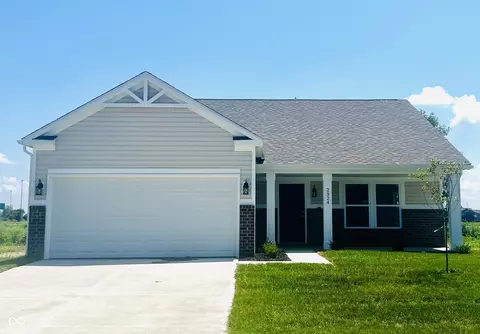 2324 N Liberty Lakes Dr, Greensburg, IN 47274