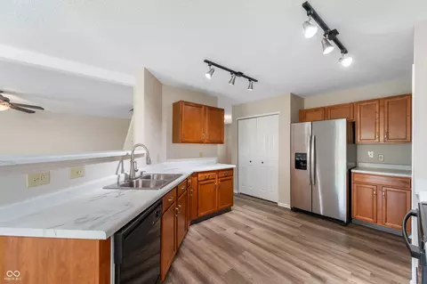 9454 W Canoe Trl, Pendleton, IN 46064 photo 11