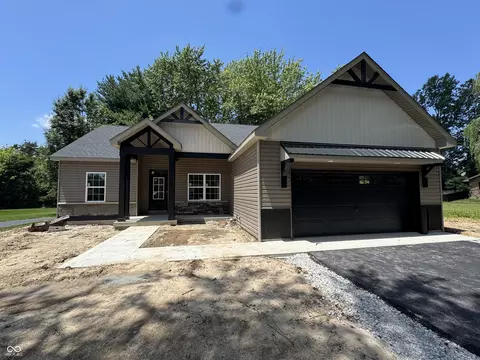 590 Mill Spgs, Coatesville, IN 46121