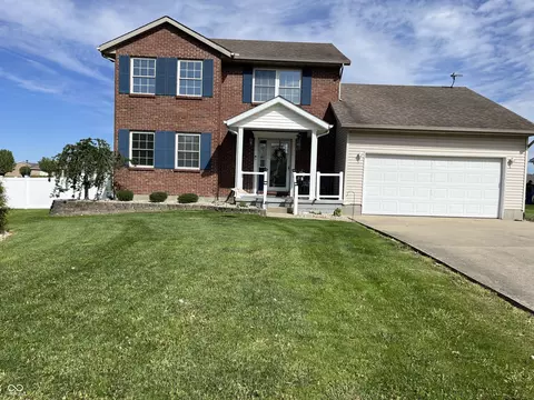 72 Ashlin Ct, Batesville, IN 47006