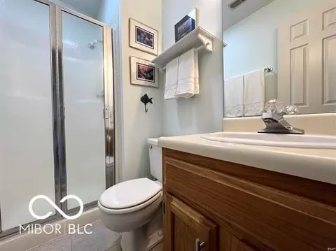 Bath - 1948 Waters Edge Dr, Bloomington, IN 47401 photo 1 of 1