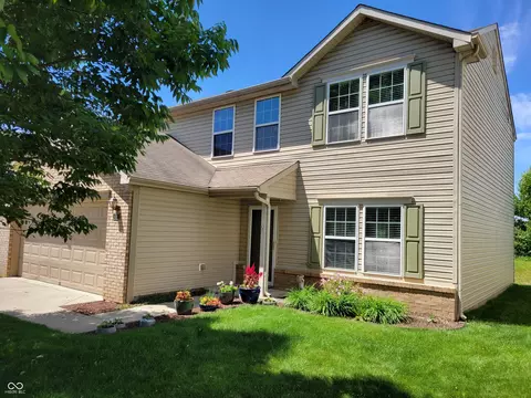 6516 Amherst Way, Zionsville, IN 46077