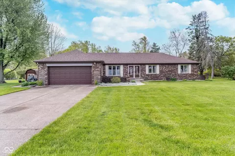 417 W Ash St, Jamestown, IN 46147