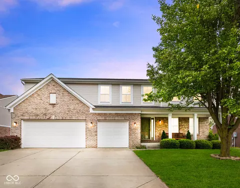 5851 Grand Ave, Plainfield, IN 46168