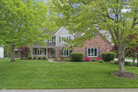9950 Sugarleaf Pl, Fishers, IN 46038