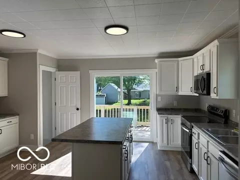 505 N Main St, Veedersburg, IN 47987 photo 18